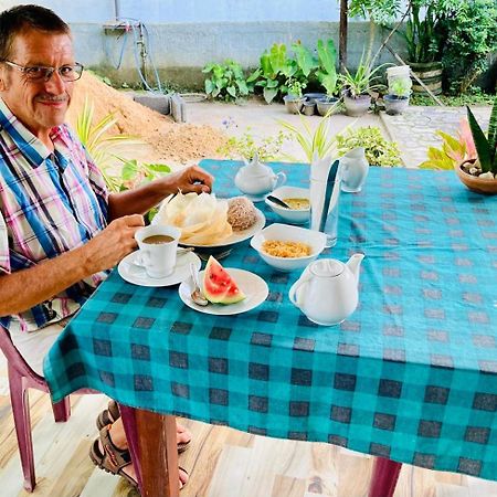 Ameena Homestay Тангалла Экстерьер фото