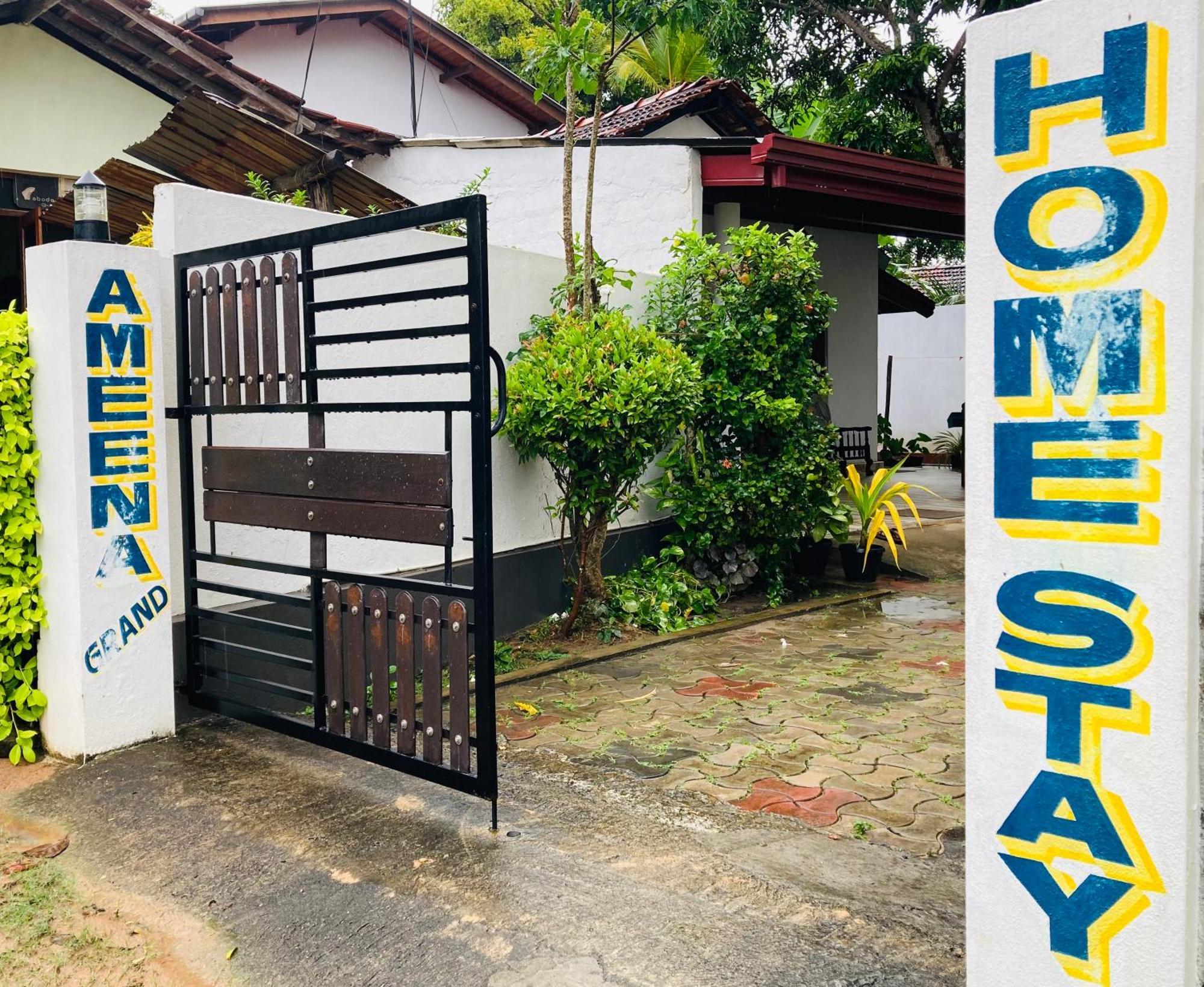 Ameena Homestay Тангалла Экстерьер фото