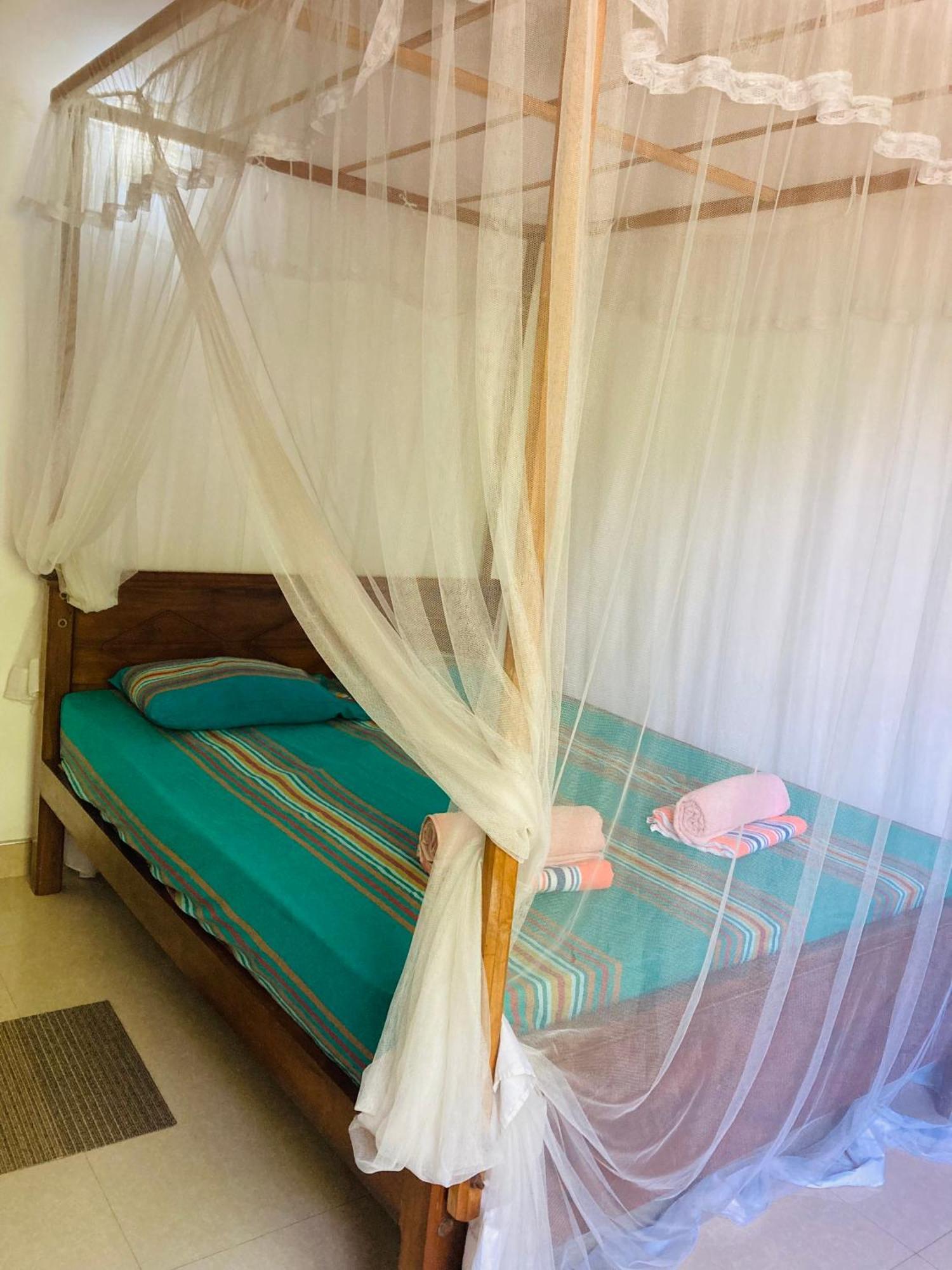 Ameena Homestay Тангалла Экстерьер фото