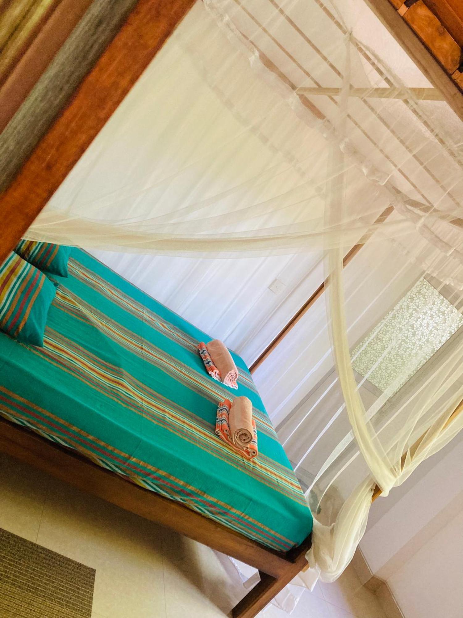Ameena Homestay Тангалла Экстерьер фото