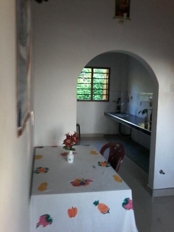 Ameena Homestay Тангалла Экстерьер фото